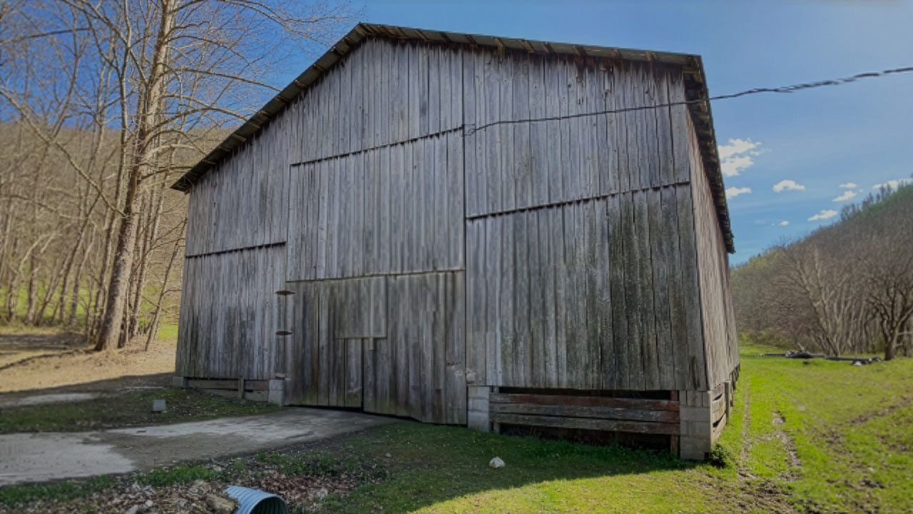 PRAISE REPORT! Barn Housing Update!